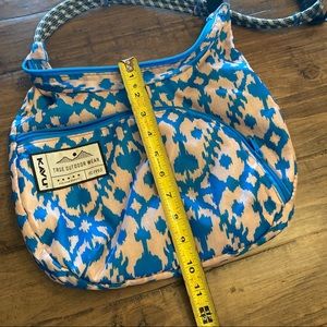 Kavu crossbody bag